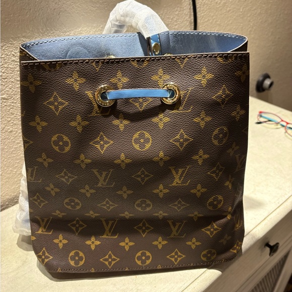 Neonoe blue bucket bag - Picture 3 of 3